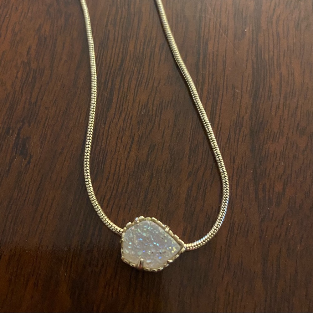 Kendra Scott iridescent gold necklace